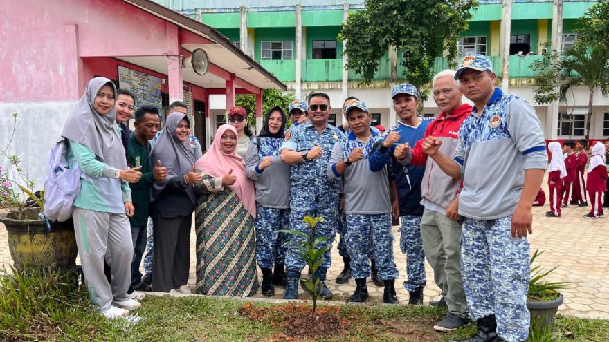 Kolaborasi Kepala Dusun Bersama Camat Sangatta Utara dalam Aksi Gotong Royong
